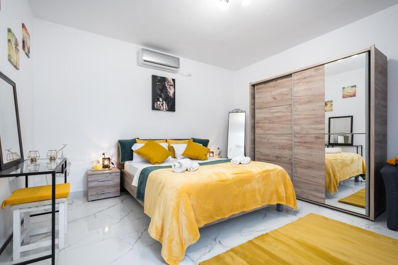 Monza Apartment-Ultracentral Bukares Bagian luar foto