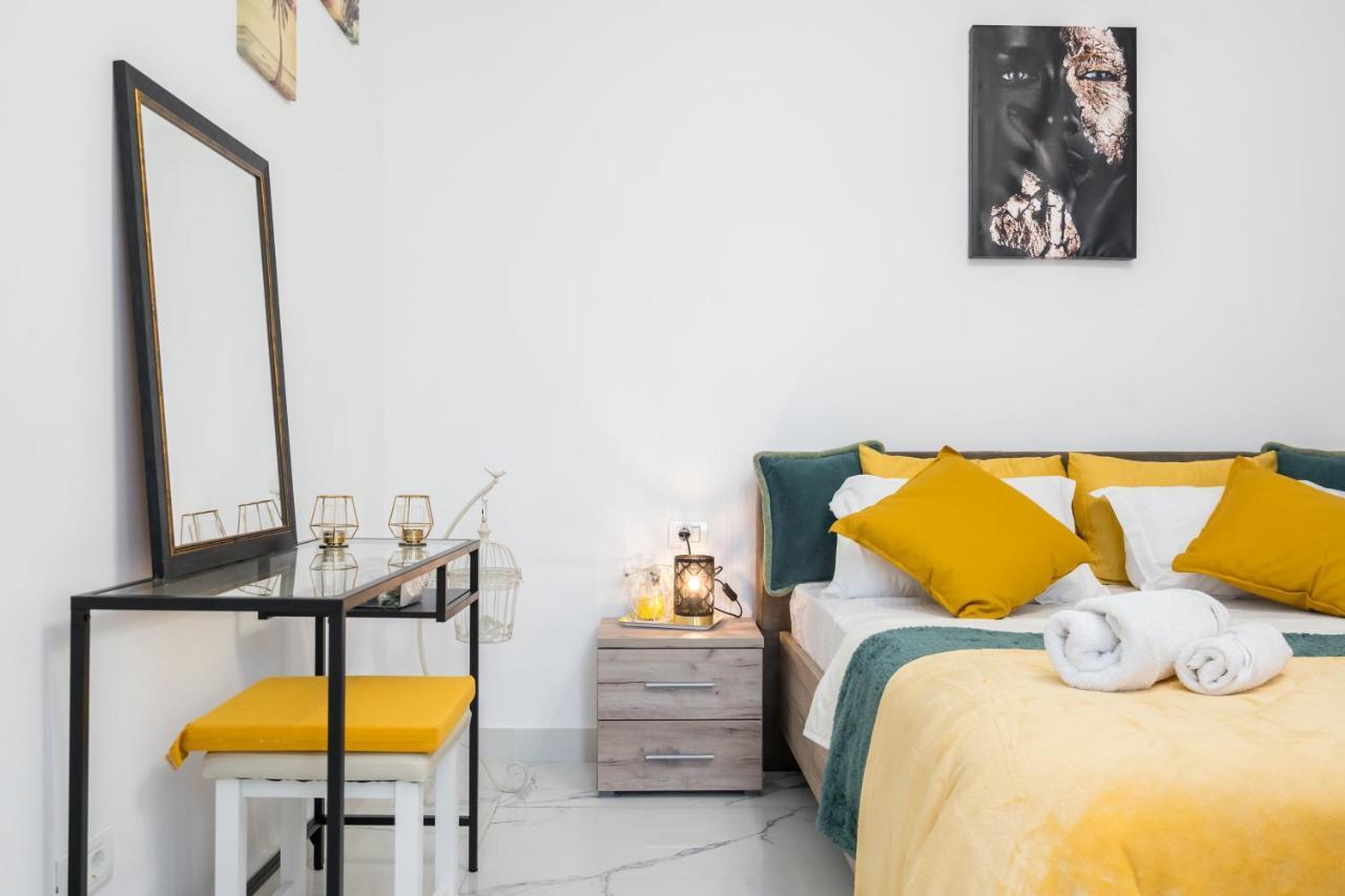 Monza Apartment-Ultracentral Bukares Bagian luar foto